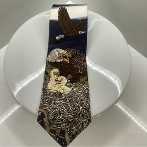 Vintage Wild Kingdom “master of the sky” Eagles 100% silk tie 1995 Marc Dennis